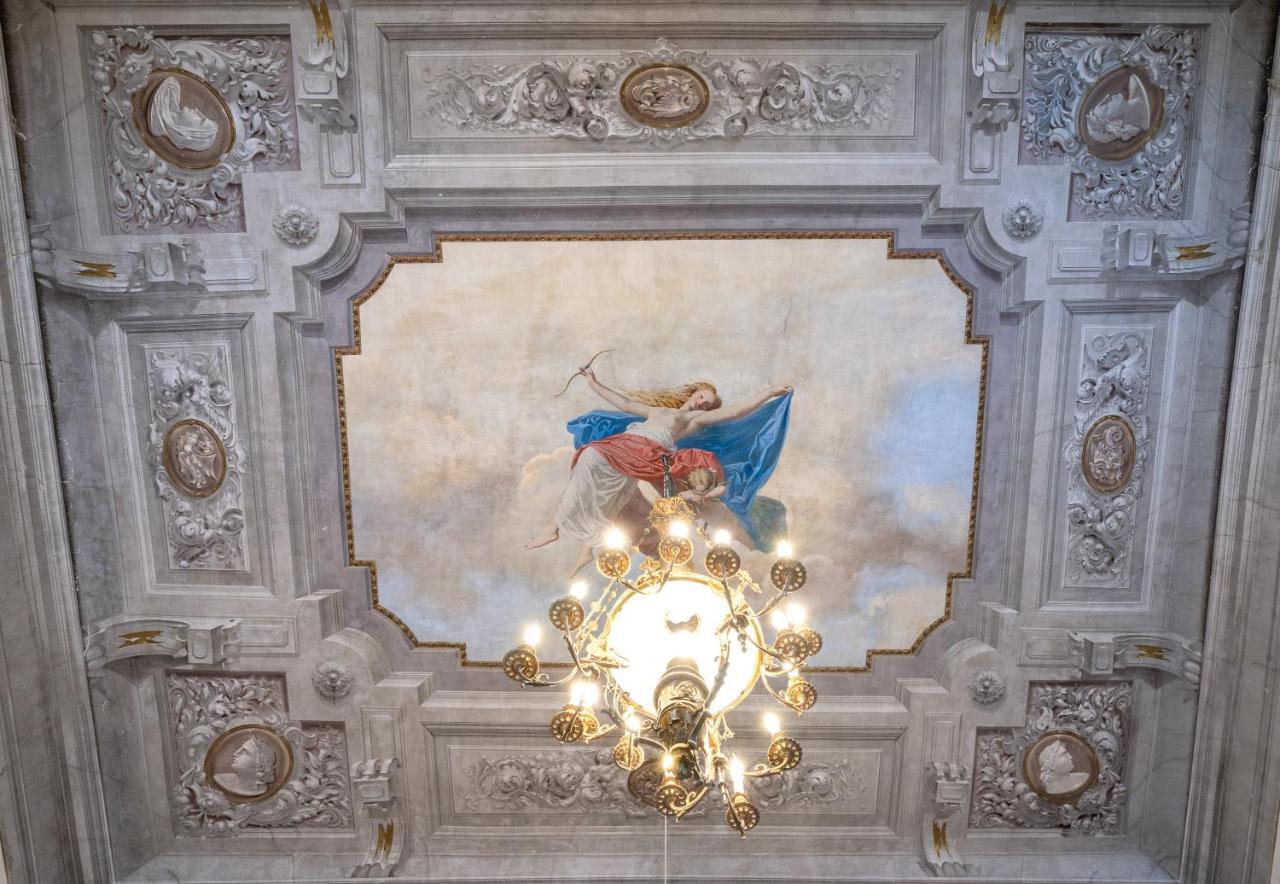 Bed and Breakfast Palazzo D'Oltrarno - Residenza D'Epoca Флоренция Экстерьер фото
