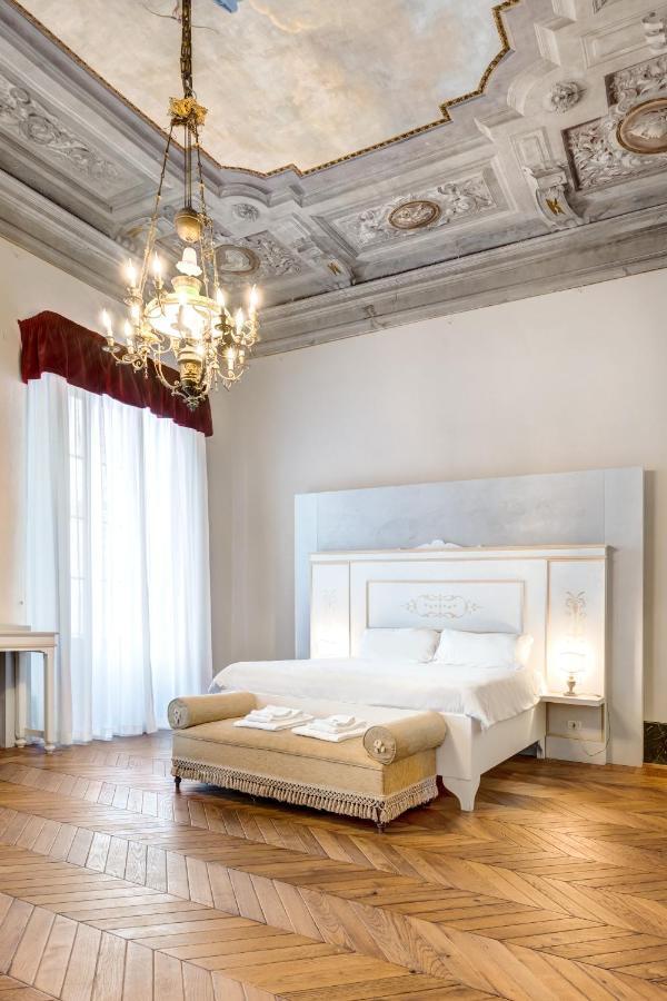Bed and Breakfast Palazzo D'Oltrarno - Residenza D'Epoca Флоренция Экстерьер фото